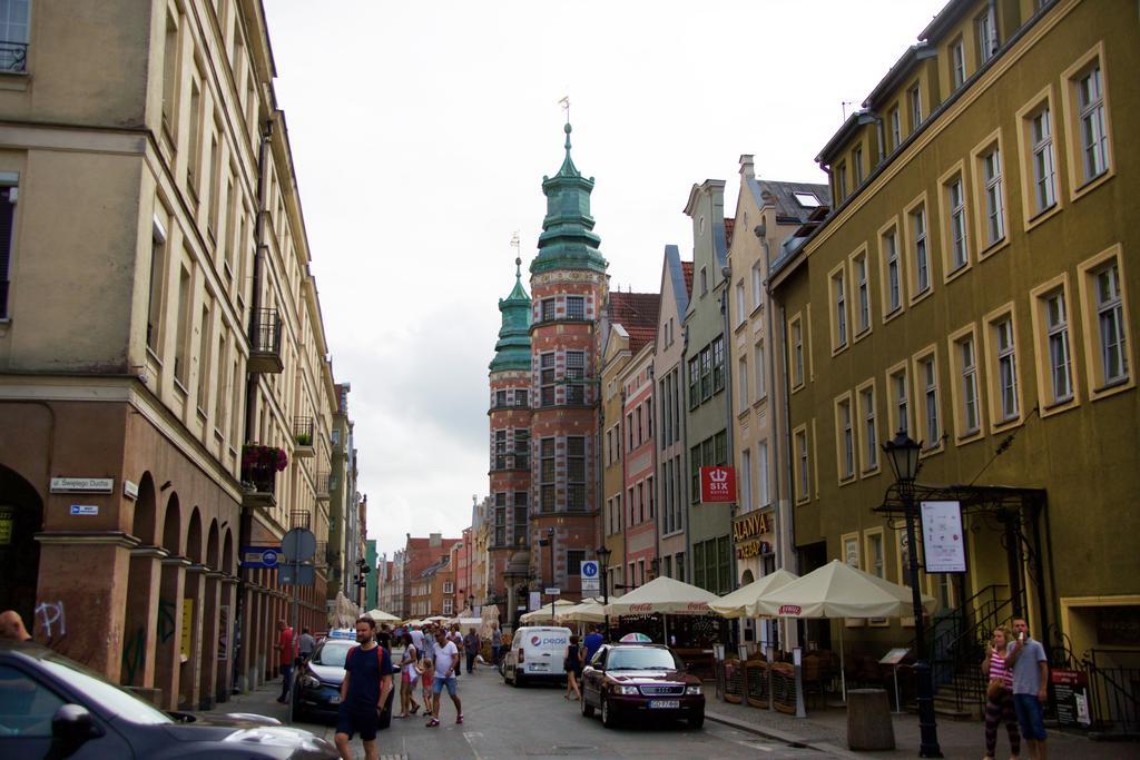 Six Suites, Old Town Гданьск Экстерьер фото