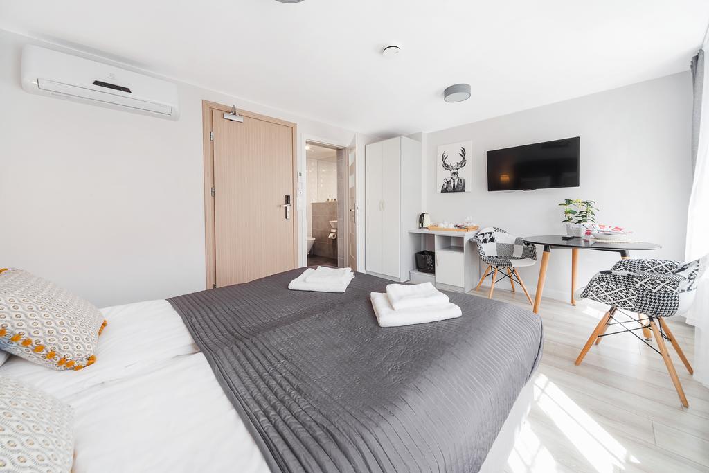 Six Suites, Old Town Гданьск Экстерьер фото