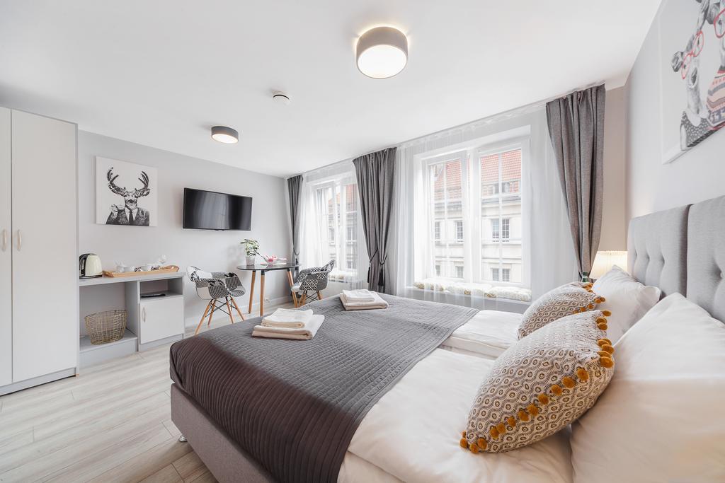 Six Suites, Old Town Гданьск Экстерьер фото